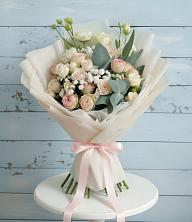 Букет цветов из:  Розы и Лизиантусы в Поспелихе