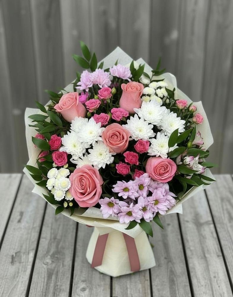 Букет цветов из: Альстромерии, Гвоздики, Розы и Хризантемы в Поспелихе
