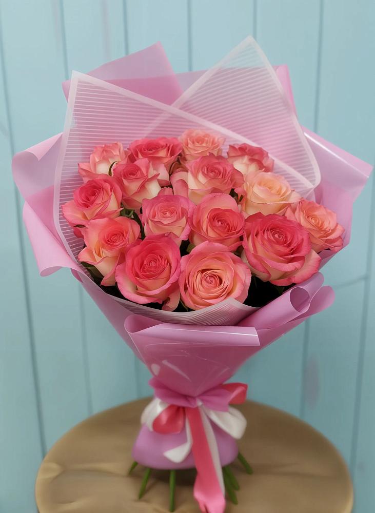 Букет 15 Розовых роз Равель в Поспелихе