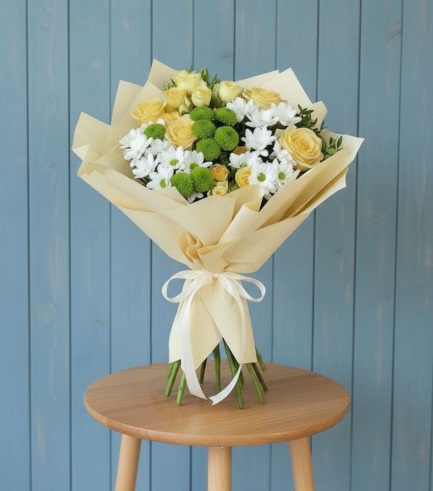 Букет цветов из: Хризантемы и Розы в Поспелихе