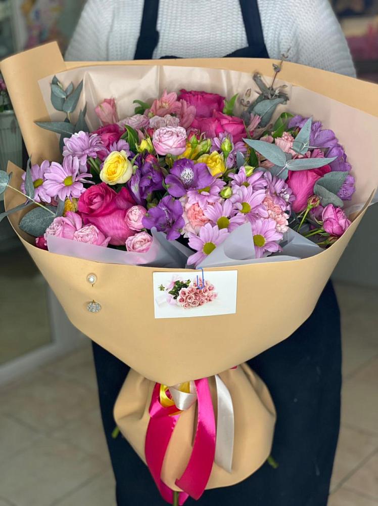 Букет цветов из: Хризантемы, Гвоздики и Альстромерии в Поспелихе