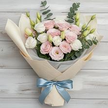 Букет цветов из:  Лизиантусы в Поспелихе