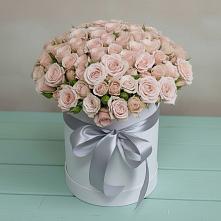 Цветочная композиция из Розы в шляпной коробке в Поспелихе