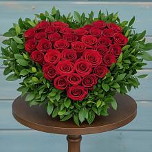 Цветочная композиция из Розы в виде сердца #REPLACE_PRED# Поспелихе