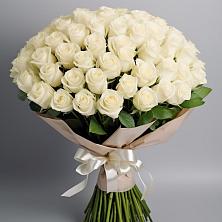Букет 101 беля роза Белоснежка в Поспелихе