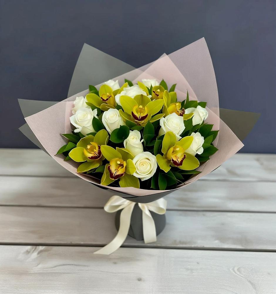 Букет цветов из: Орхидеи и Розы в Поспелихе