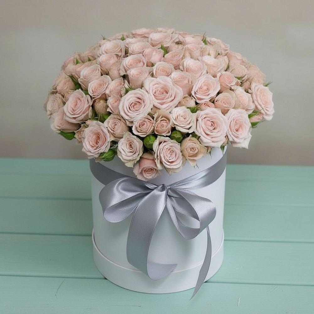 Цветочная композиция из Розы в шляпной коробке в Поспелихе